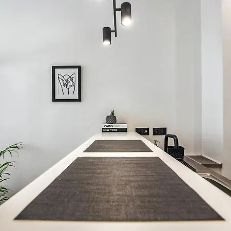 Stylish Escape In Athens