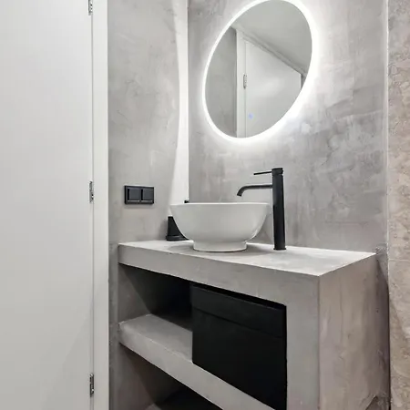 Stylish Escape In Apartment